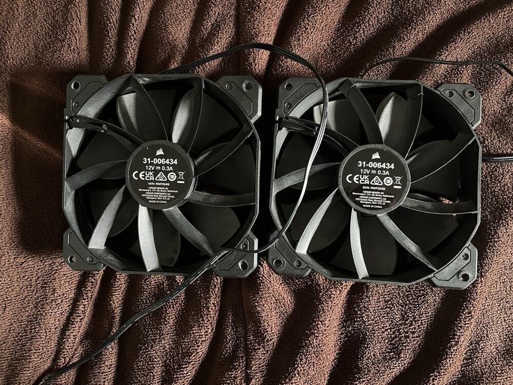 Corsair 120mm Case Fan 2-Pack Hydraulic Bearing 12V Black 31-006434